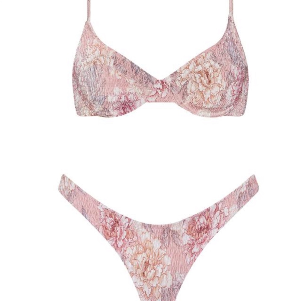Triangl Saria Bikini Set